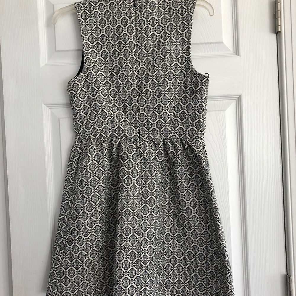 This dress is so Cute!